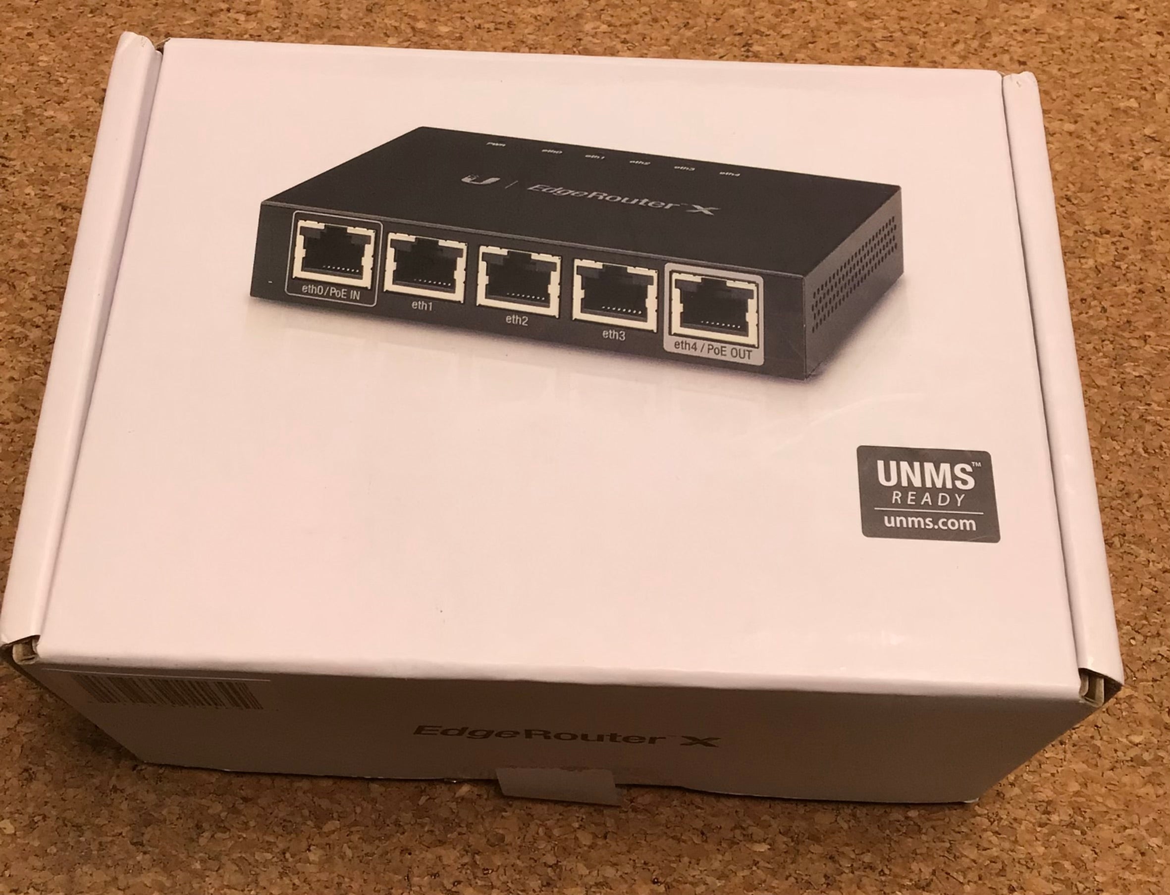 ER-X-SFP EdgeRouter X and Free 6 Feet Netcna HDMI Cable - By NETCNA (7829375942894)